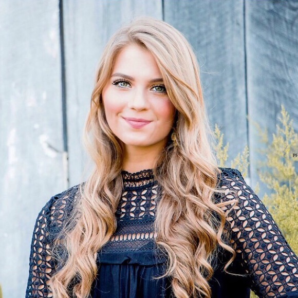 Meet your Posher, Grace - Picture 1 of 1